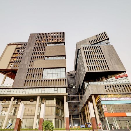 Hotel Super Townhouse Rajyash Rise Sarkhej Exteriér fotografie