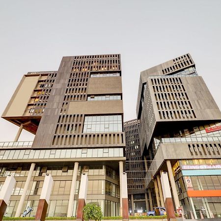 Hotel Super Townhouse Rajyash Rise Sarkhej Exteriér fotografie