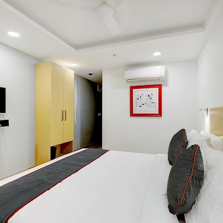 Hotel Super Townhouse Rajyash Rise Sarkhej Exteriér fotografie