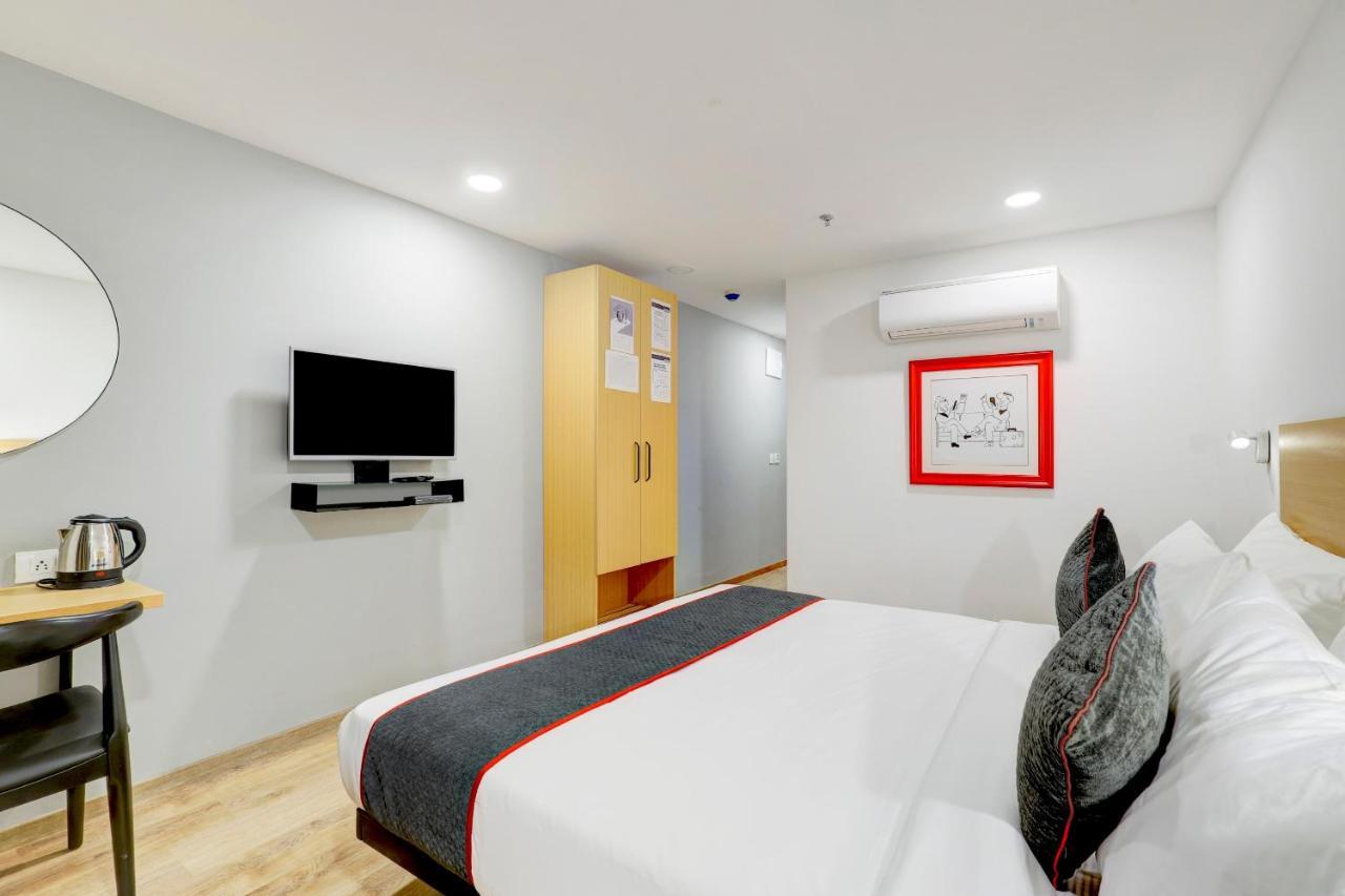 Hotel Super Townhouse Rajyash Rise Sarkhej Exteriér fotografie