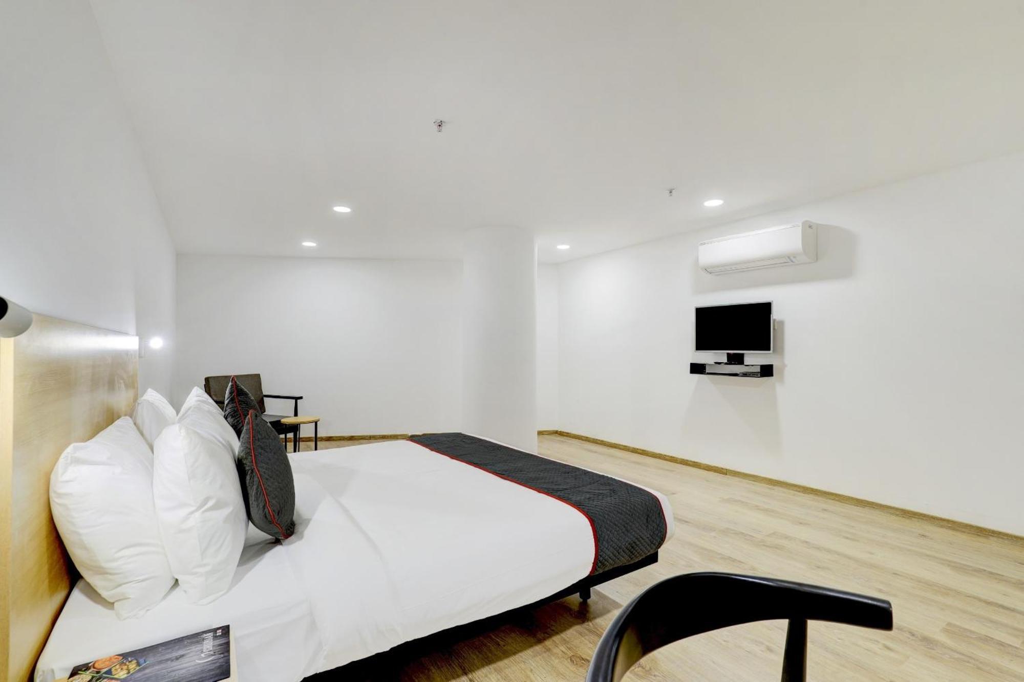 Hotel Super Townhouse Rajyash Rise Sarkhej Exteriér fotografie