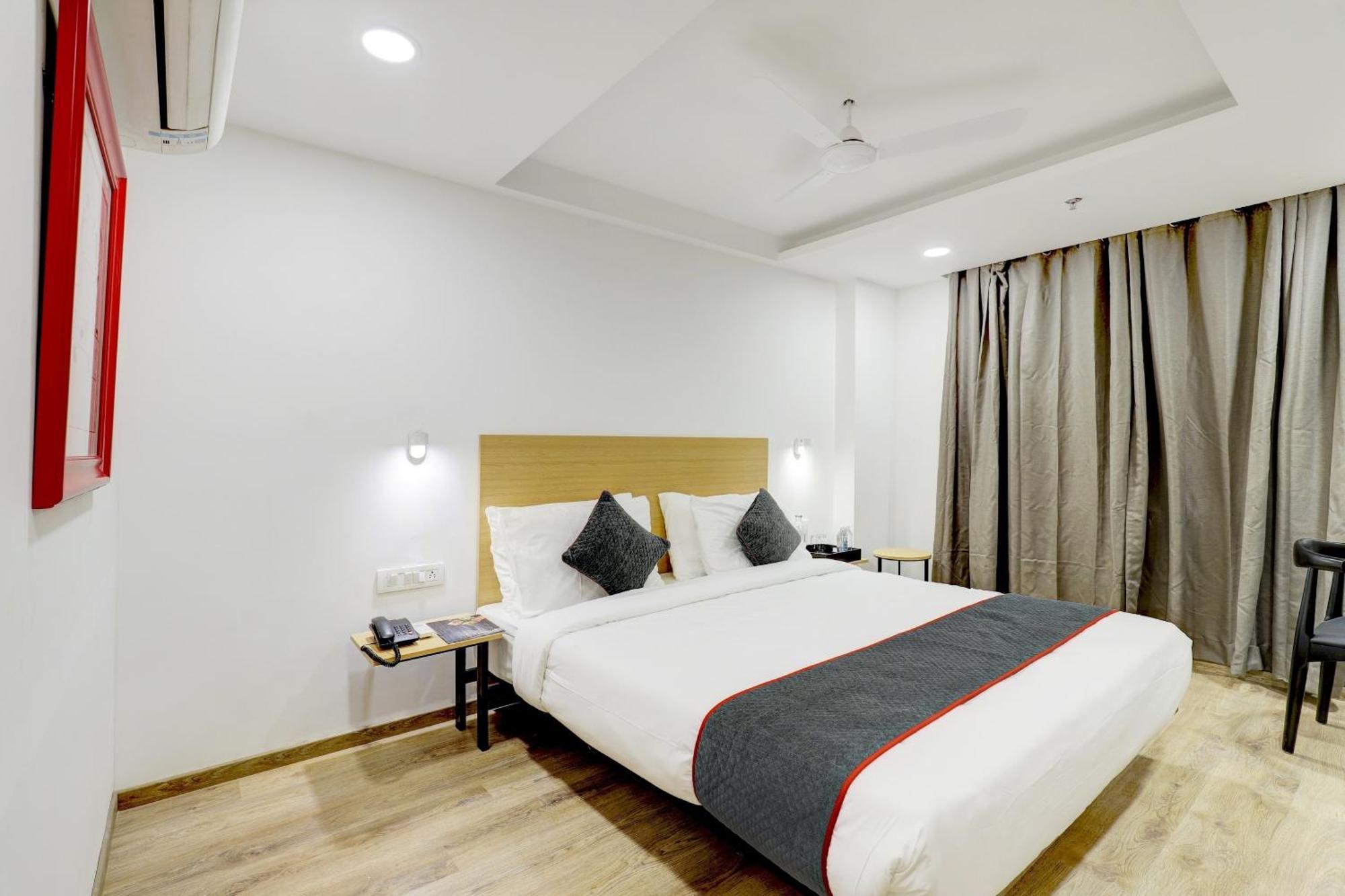 Hotel Super Townhouse Rajyash Rise Sarkhej Exteriér fotografie